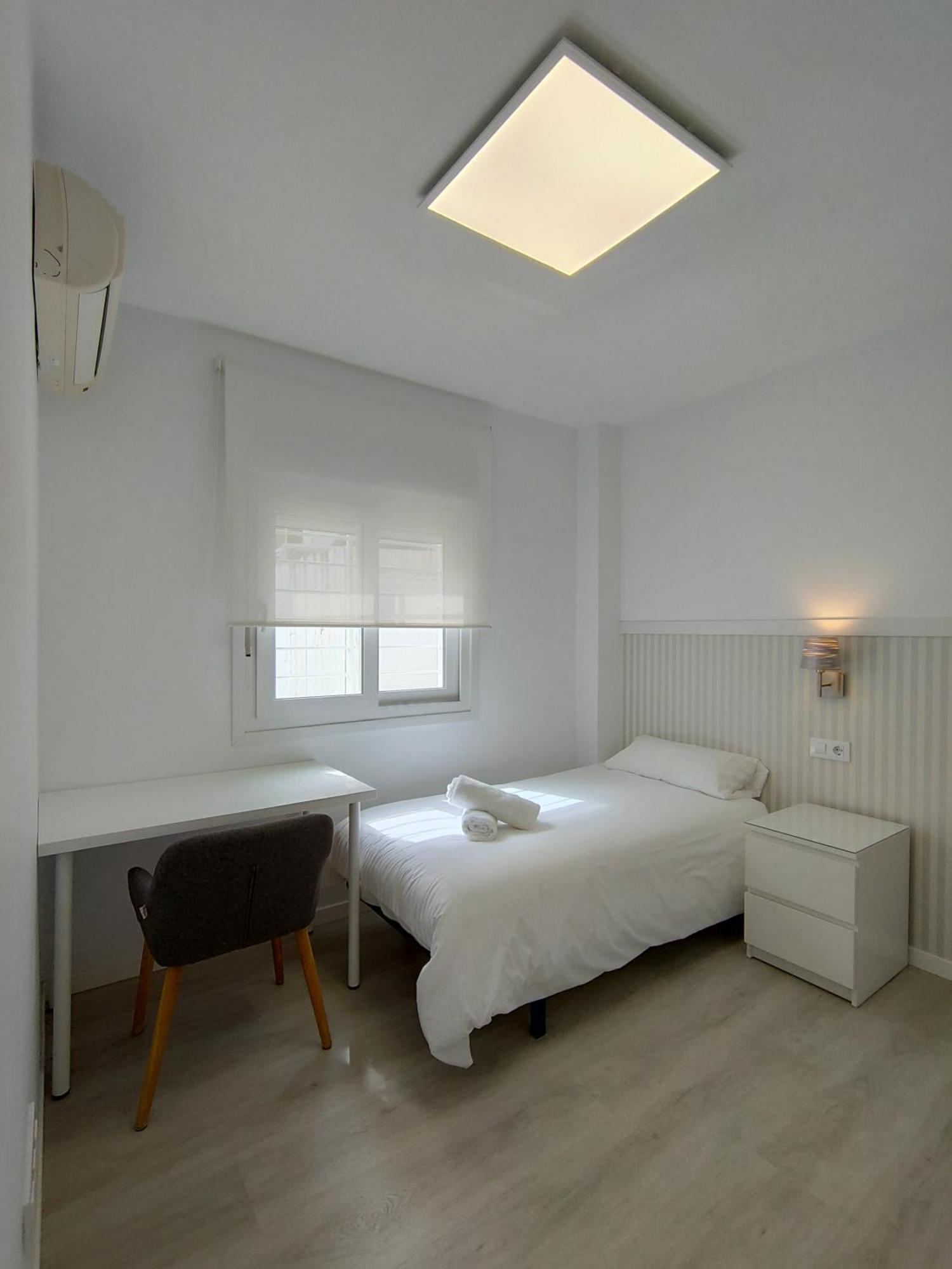 Casa Mallen, Con Amplia Terraza, En El Barrio De Nervion Appartement *